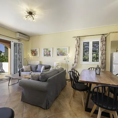 Eglina Magnolia * Kefalonia Island